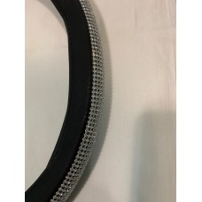 Оплетка руля "Altezza" 1990 (M) экокожа черная с белыми стразами, 37-39см