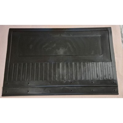 Брызговики прицепа размер длина 58,5 ширина 36 (компл.2шт.)