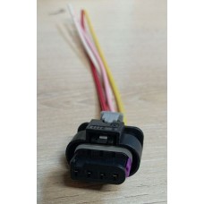 Разъём 4-контактный герметичный гнездовой датчика давления наддува, клапана давления ГБО, разъем жалюзи радиатора Audi Q7, разъем жгута задней двери Skoda Kodiaq VAG                       (аналог 4F0 973 704)