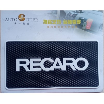Коврик LUX противоскользящий на панель RECARO (25.7см*13,4см) N276