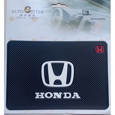 Коврик противоскользящий на панель HONDA (19.7см*13,3см) N246